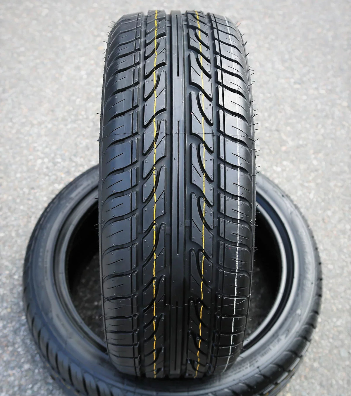 Set of 4 () Haida Racing HD921 195/45R16 84V  Performance Tire Fits: 2012 Fiat 500 Abarth, 2013-18 Fiat 500 Abarth Cabrio