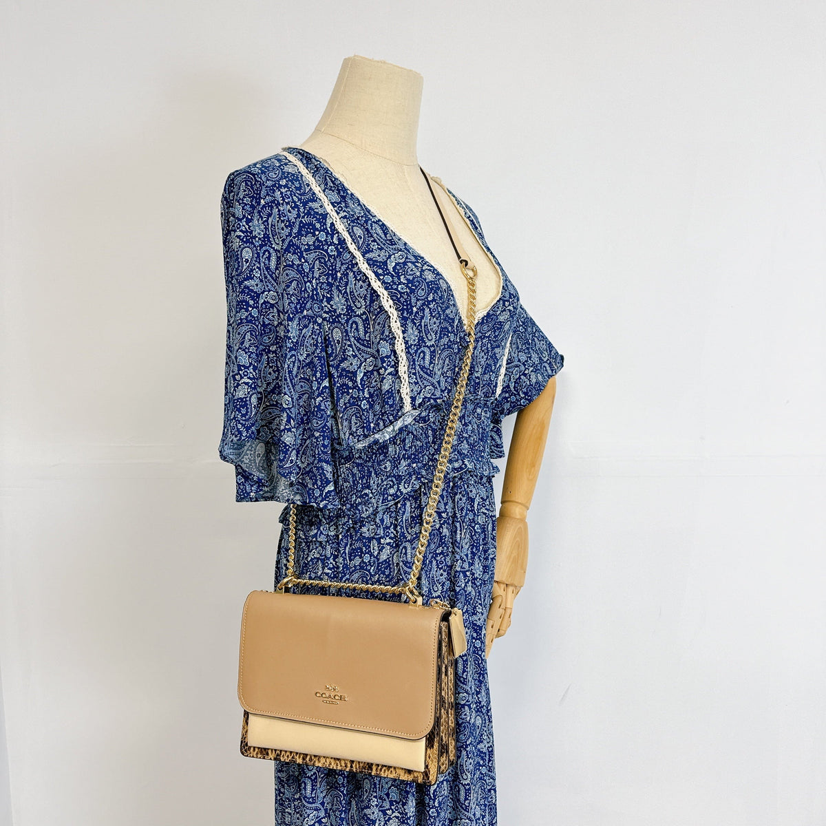 Coach Klare Crossbody (/Ivory Multi)