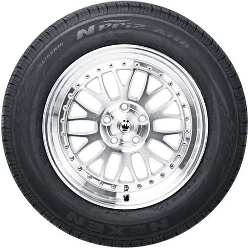 Nexen NPriz AH8 235/50R18 97H  (4 Tires) Fits: 2013-19 Ford Escape Titanium, 2013-15 Chevrolet Malibu