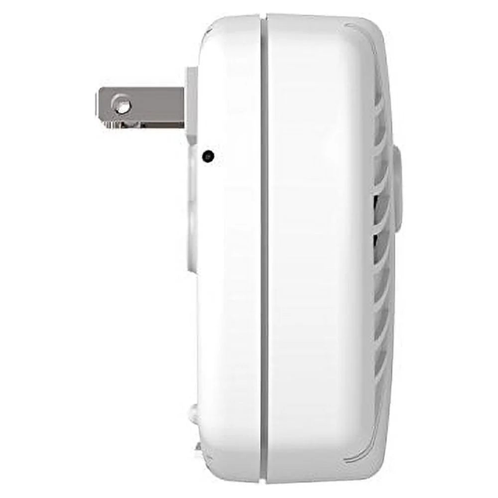 First Alert CO605 Plug-In Carbon Monoxide Detector with Battery Backup , White