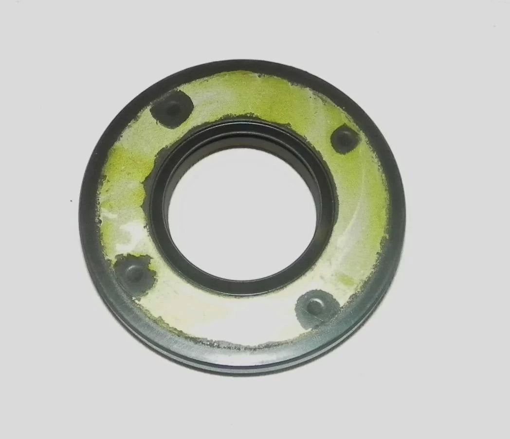 New Crank Shaft Oil Seal Compatible With Sea-Doo               580cc 800cc 1989 1990 1991 1992 1993 1994 1995 1996 1997 1998 1999 2000 2001 290830749 290830747
