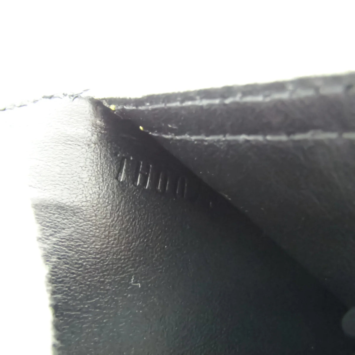 Pre-Owned Louis Vuitton Suhali Porte Tresor International M91836 Women's Suhali Leather Long Wallet (bi-fold) Noir (Good)